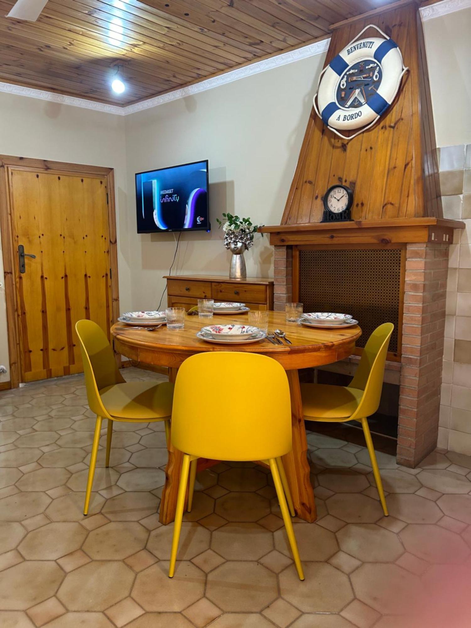 Casa Vacanze Romana 19 Giubileo 2025 Nettuno Luaran gambar